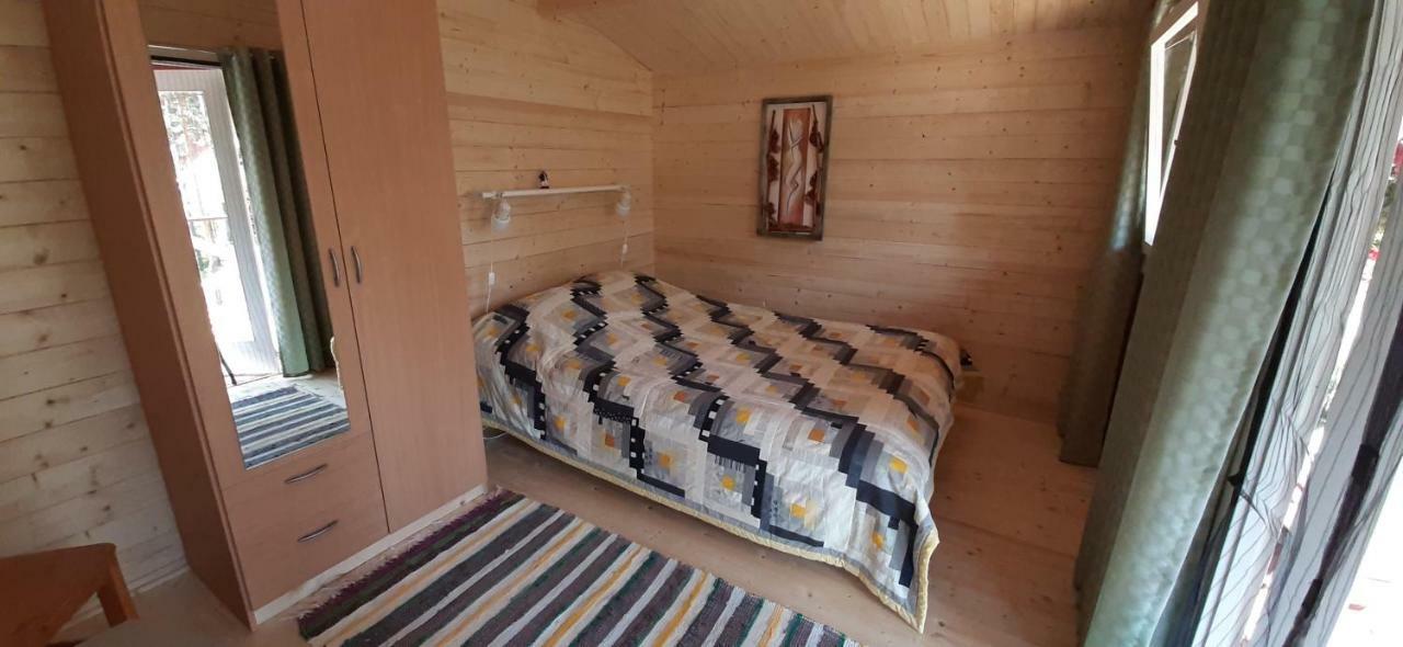 Nova Madise Guesthouse Rannakula  ภายนอก รูปภาพ