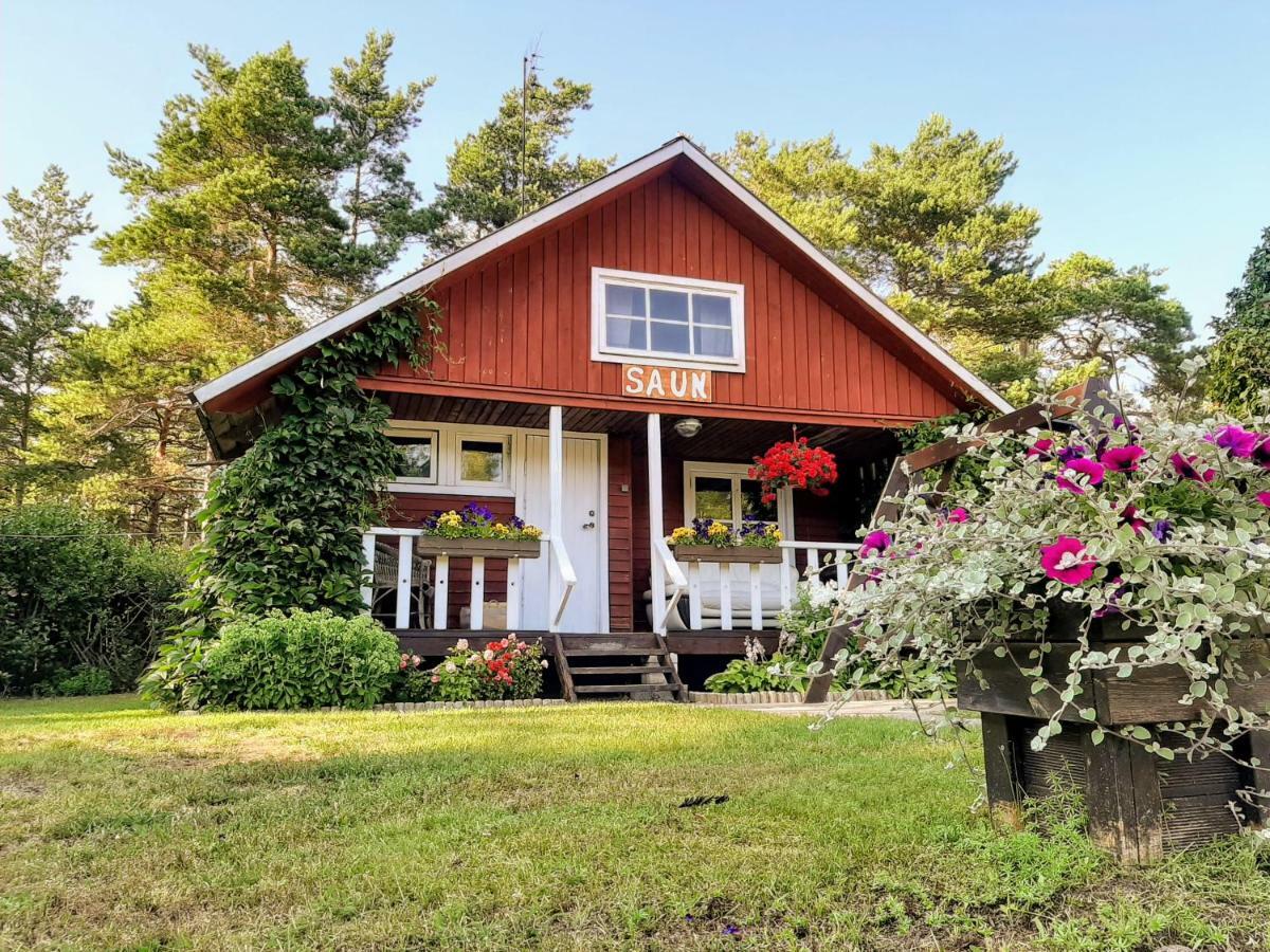 Nova Madise Guesthouse Rannakula  ภายนอก รูปภาพ